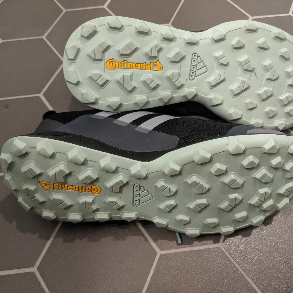 Adidas size 7 - Picture 2 of 8